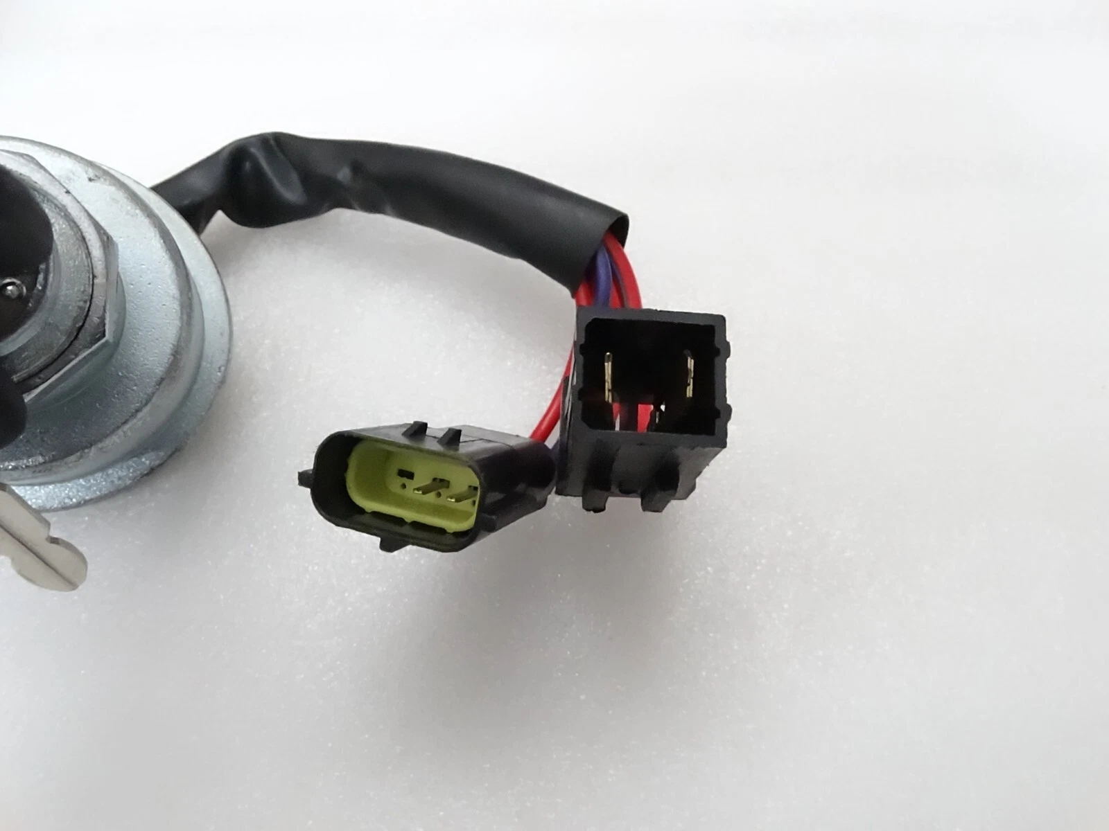 For John Deere Tractor Ignition Switch 3 Way 2 Keys Wire With Coupling #15A10