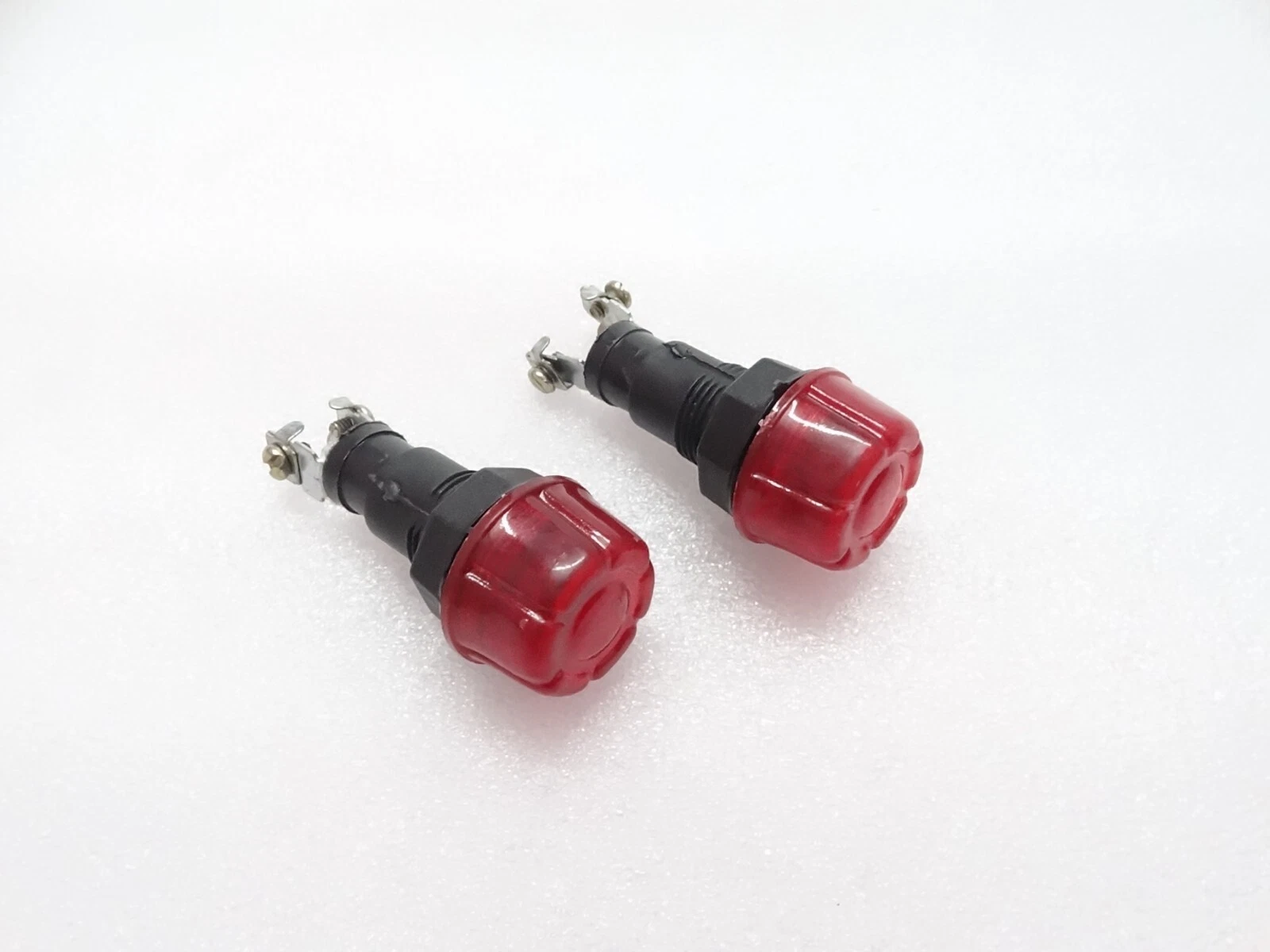 2x DASH CHARGING WARNING LIGHT LAMP 12V (Without Bulb) FITS TO Massey Ferguson