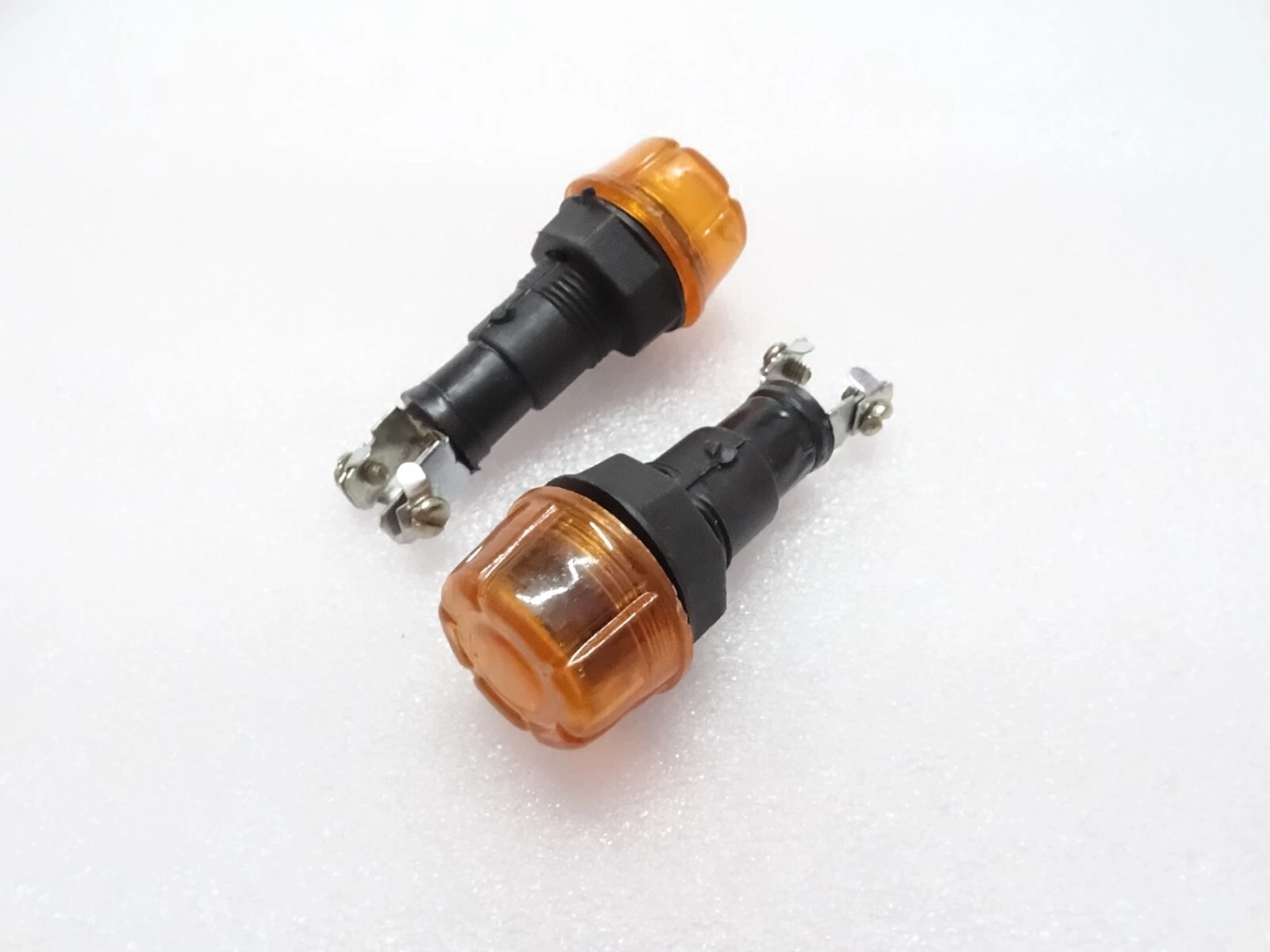 2x AMBER DASH CHARGING WARNING LIGHT LAMP 12V (Without Bulb) FIT Massey Ferguson