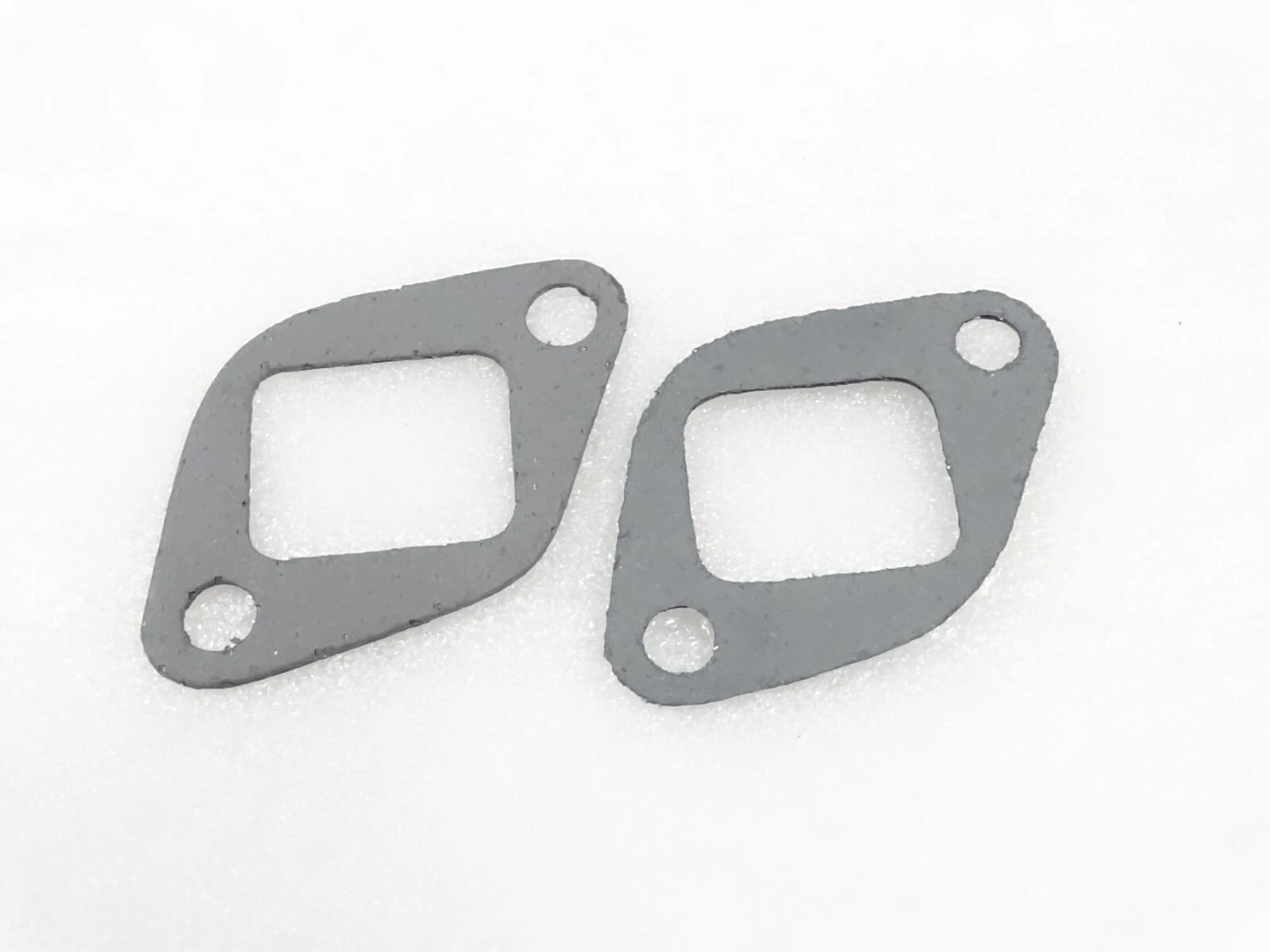 2x Diesel Exhaust Manifold Gasket For 4222050M1 Massey Ferguson 135 150 154