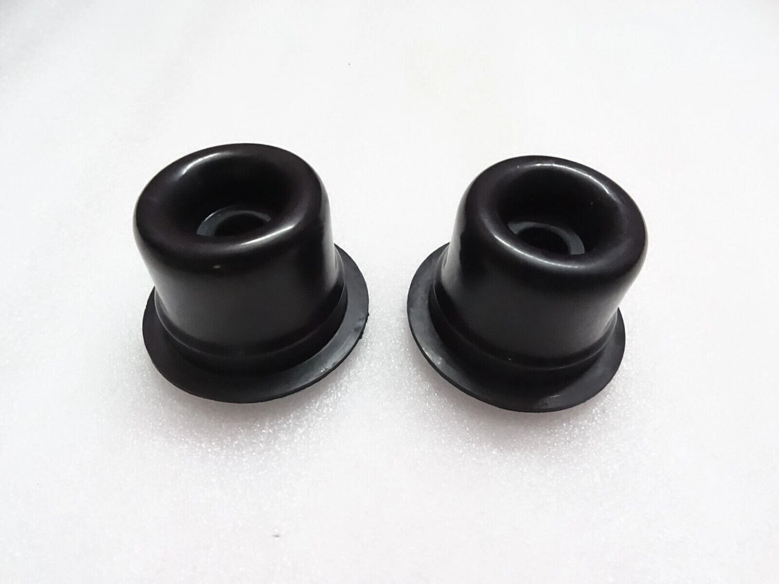 2x Brake Rod Rubber Dust Cover Seal Boot Braking For Ford Massey Ferguson #18D14
